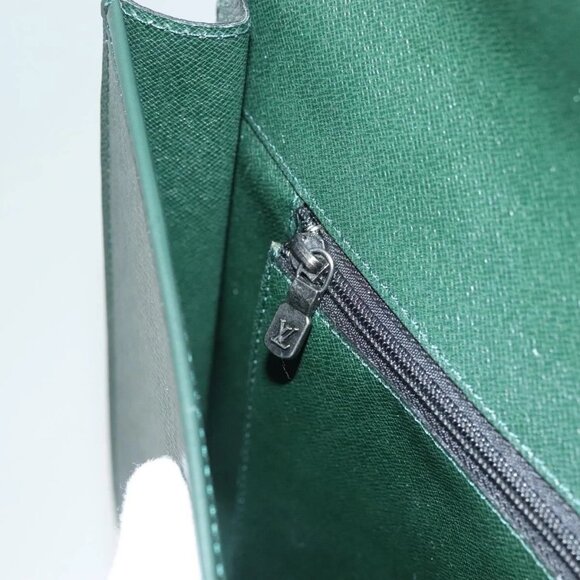 LOUIS VUITTON Taiga Leather Volga Briefcase Epicea LV Auth - Picture 12 of 16